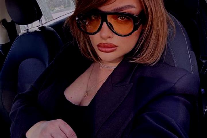 Olivia, 32 — Escort in Vakhrushev, Russia