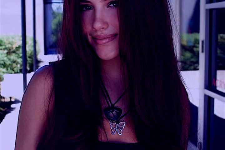 Olivia, 33, a auburn dark-eyed indian companion based in Hoelea. Offering Erotic Massage, Overnight, CIM. Available for incall and outcall, overnight booking...