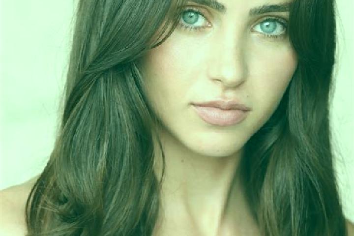 Olivia, 33, a brunette brown-eyed ebony companion based in Lerdala. Offering 69, A-Level, Couples. Available for incall and outcall, day and evening dates.