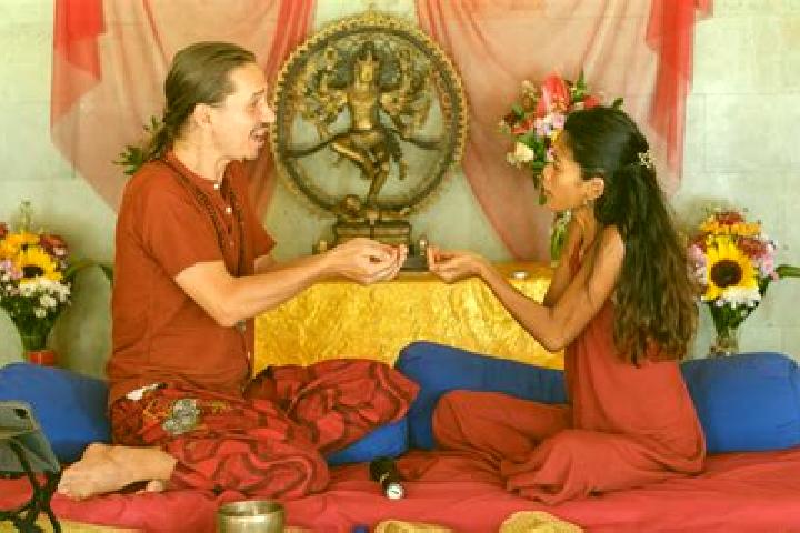 Olivia, 33, a red blue-eyed indian companion based in San Juan Ermita. Offering Domination, Dinner Date, Tantra. Available for incall and outcall, day and ev...
