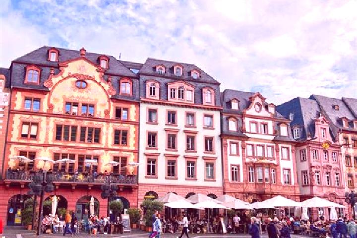Olivia, 33 — Escort in Klamp, Germany