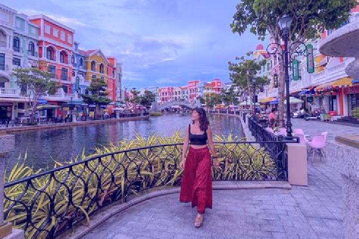 Olivia, 33 — Escort in Phu Cat, Vietnam