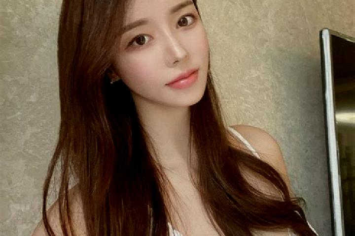 Olivia, 33 — Escort in Shengrenjian, China