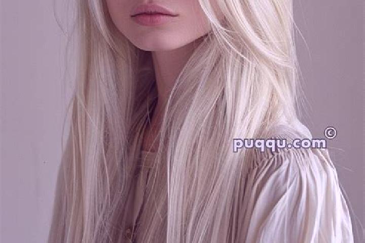 Olivia, 34, a platinum blonde blue-eyed slavic companion based in Lynch. Offering Tantra, Erotic Massage. Available for incall and outcall, day and evening d...