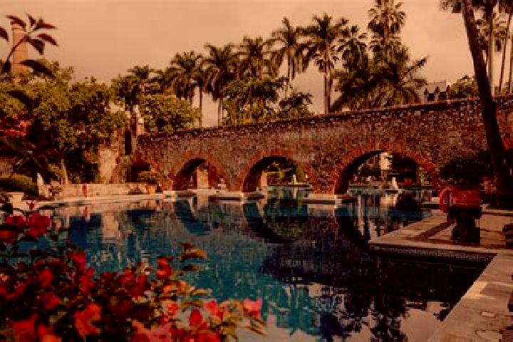 Olivia, 34 — Escort in Atapaneo, Mexico
