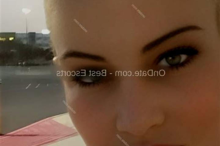 Olivia, 34 — Escort in Baunatal, Germany