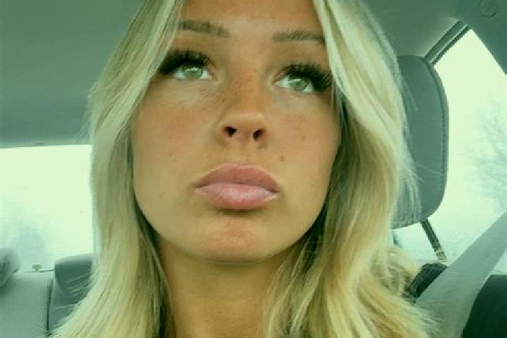 Olivia, 34 — Escort in Olby, France