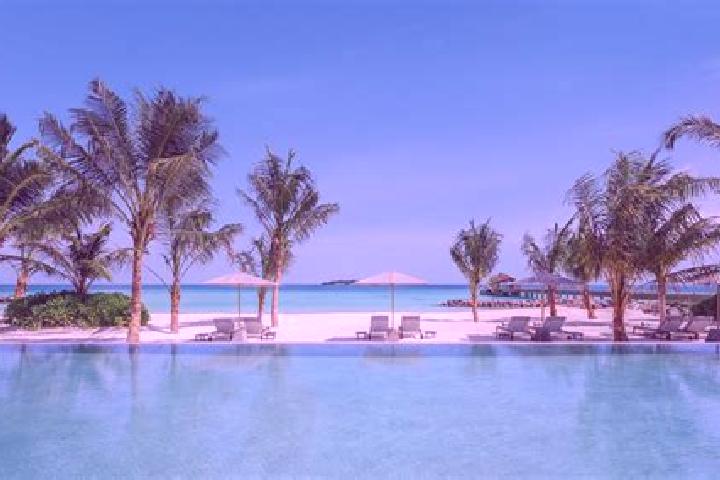 Olivia, 34 — Escort in Veymandoo, Maldives