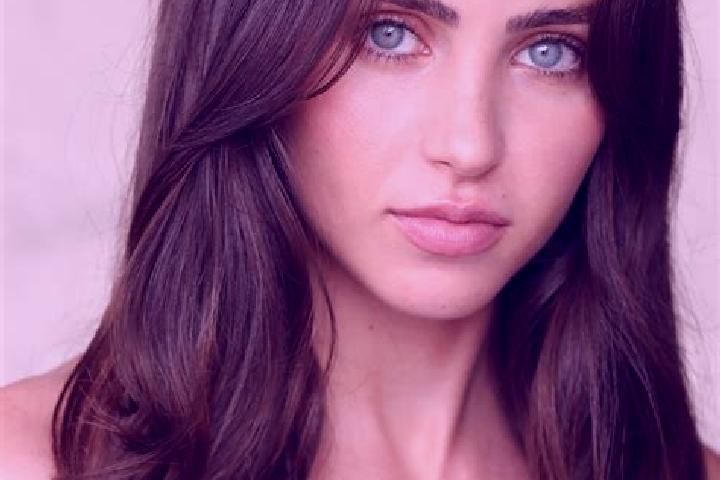 Olivia, 35, a brunette brown-eyed slavic companion based in Forest City. Offering OWO, Deep French Kissing, Party Girl, Roleplay. Available for incall and ou...