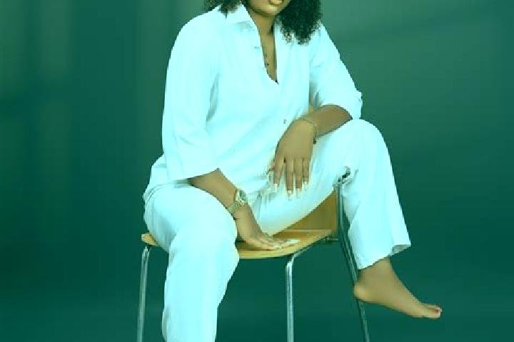 Olivia, 35 — Escort in Abak, Nigeria