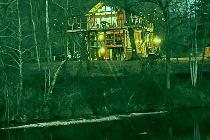 Olivia, 35 — Escort in Flint Creek, United States