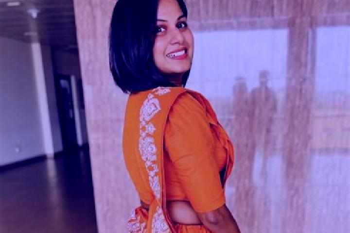 Olivia, 35 — Escort in Kalpi, India