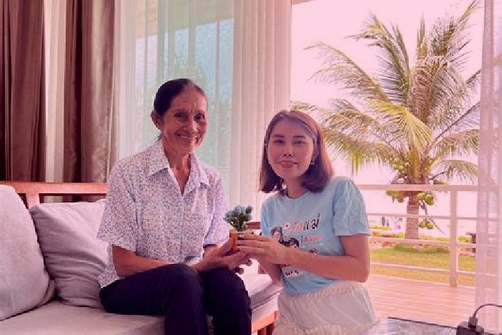 Olivia, 35 — Escort in Nong Na Kham, Thailand
