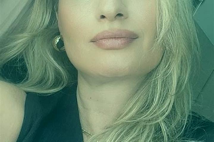 Olivia, 35 — Escort in Rochegude, France
