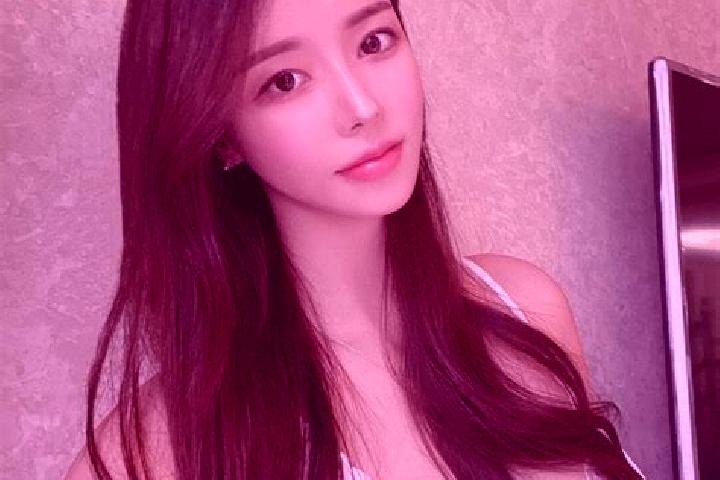 Olivia, 35 — Escort in Shahecheng, China