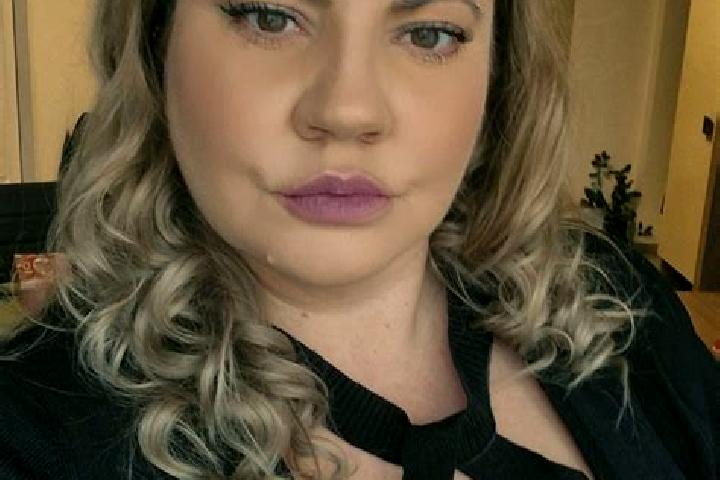 Olivia, 35 — Escort in Tigmandru, Romania