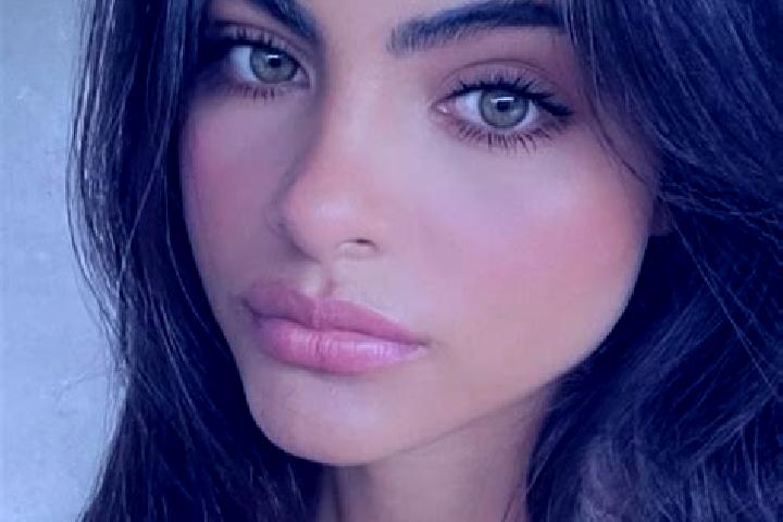 Olivia, 36, a black hazel-eyed caucasian companion based in Camerano. Offering A-Level, Tantra, 69, Travel Companion. Available for incall and outcall, overn...