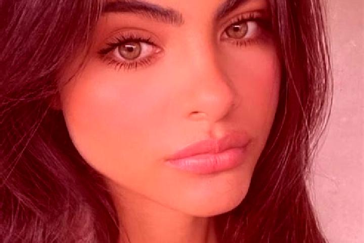 Olivia, 36, a brunette brown-eyed indian companion based in Chabons. Offering Girlfriend Experience, Overnight, Couples. Available for incall and outcall, da...