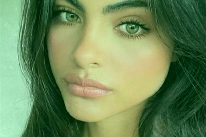Olivia, 36, a brunette green-eyed mediterranean companion based in Barenburg. Offering Fetish, BDSM, Party Girl. Available for incall and outcall, overnight ...