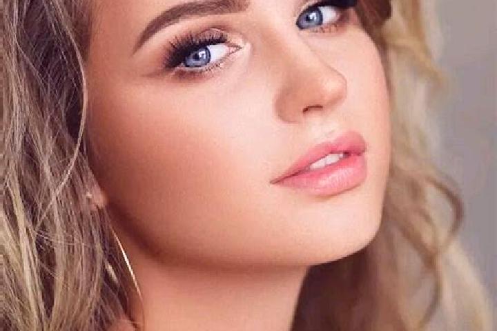 Olivia, 36, a dark blonde blue-eyed slavic companion based in Chortoryya. Offering CIM, Domination, BDSM. Available for incall and outcall, day and evening d...