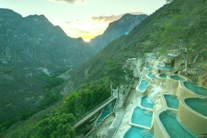 Olivia, 36 — Escort in Nuevo Paso Nazareno (Chichicazapa), Mexico