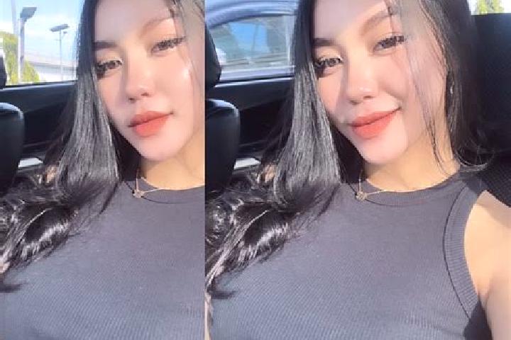 Olivia, 36 — Escort in Wulan Haye, China