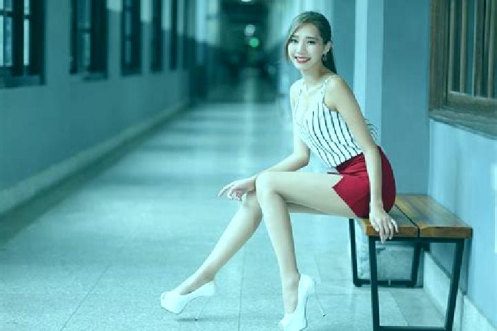 Olivia, 37, a blonde amber-eyed asian companion based in Madina. Offering Travel Companion, BDSM. Available for incall and outcall, day and evening dates.