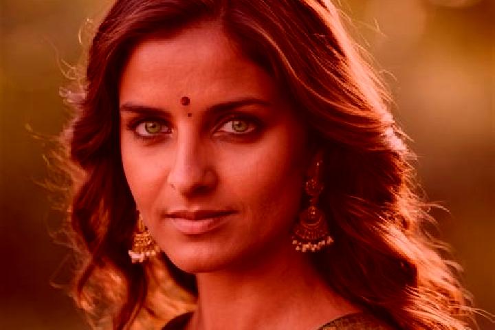 Olivia, 37, a red green-eyed indian companion based in Toutouko. Offering Party Girl, CIM, A-Level, Overnight, Domination. Available for incall and outcall, ...