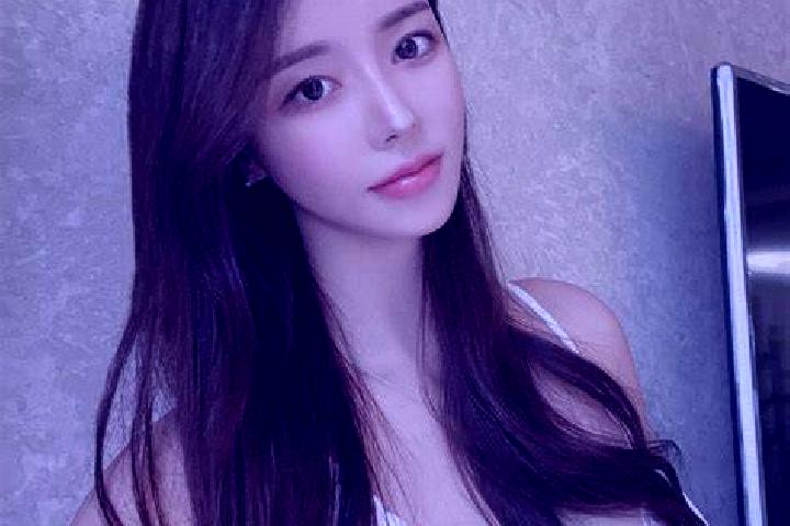 Olivia, 37 — Escort in Dongshigu, China