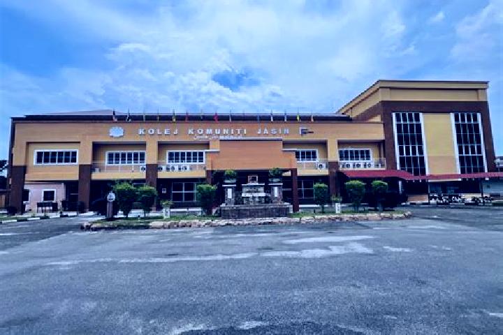 Olivia, 37 — Escort in Kampong Masjid Tanah, Malaysia