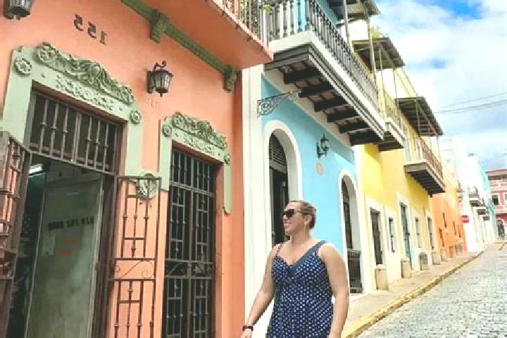 Olivia, 37 — Escort in Puerto Leoni, Argentina