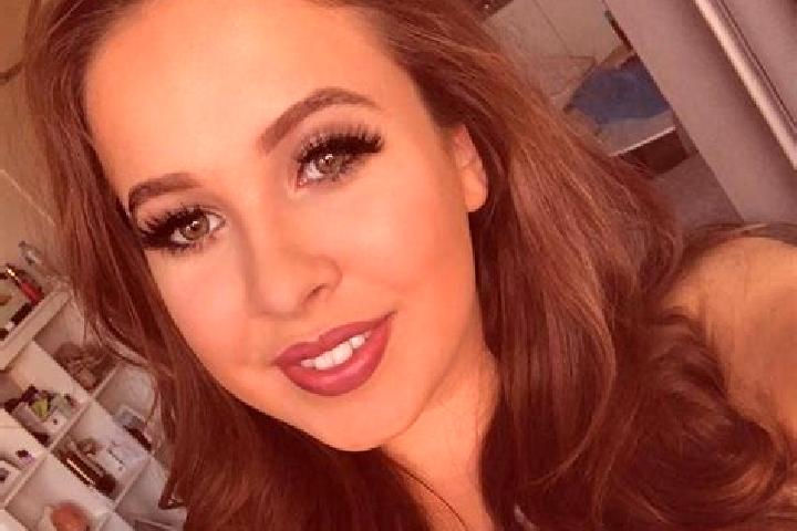Olivia, 38, a auburn brown-eyed caribbean companion based in Kottarakara. Offering Tantra, Overnight, Fetish, Massage, Dinner Date. Available for incall and ...