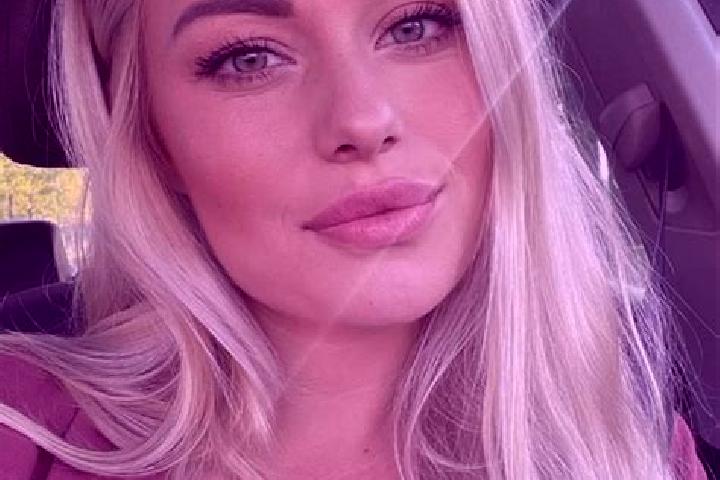 Olivia, 38, a blonde hazel-eyed middle eastern companion based in Ludovisi. Offering Erotic Massage, GFE, Deep French Kissing, Domination. Available for inca...