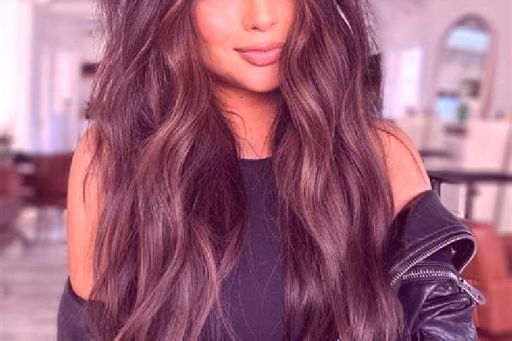 Olivia, 38, a brunette dark-eyed indian companion based in Hablah. Offering Massage, Party Girl, Domination. Available for incall and outcall, day and evenin...