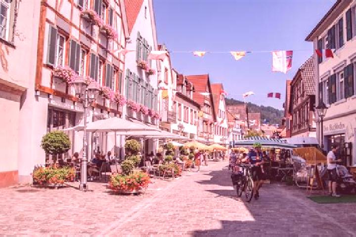 Olivia, 38, a red brown-eyed caucasian companion based in Haslach im Kinzigtal. Offering BDSM, Striptease, Party Girl, Massage, Girlfriend Experience. Availa...