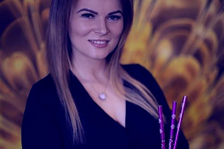 Olivia, 38 — Escort in Chomonyn, Ukraine