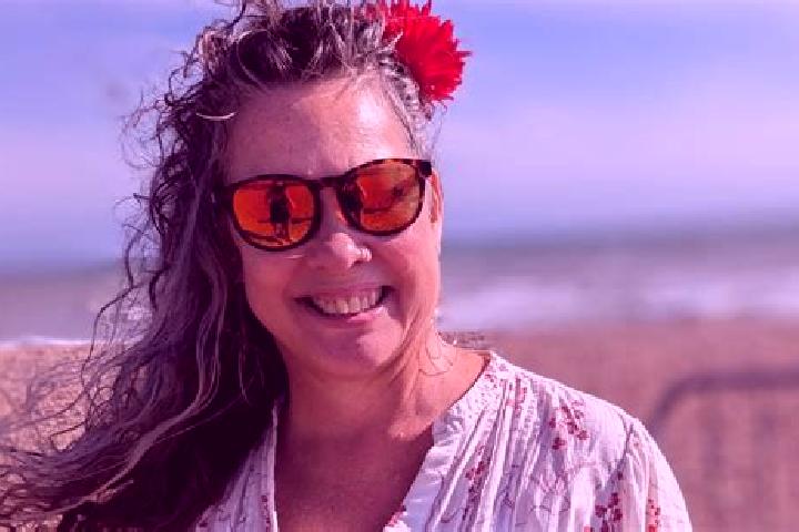 Olivia, 38 — Escort in Chowney, Afghanistan