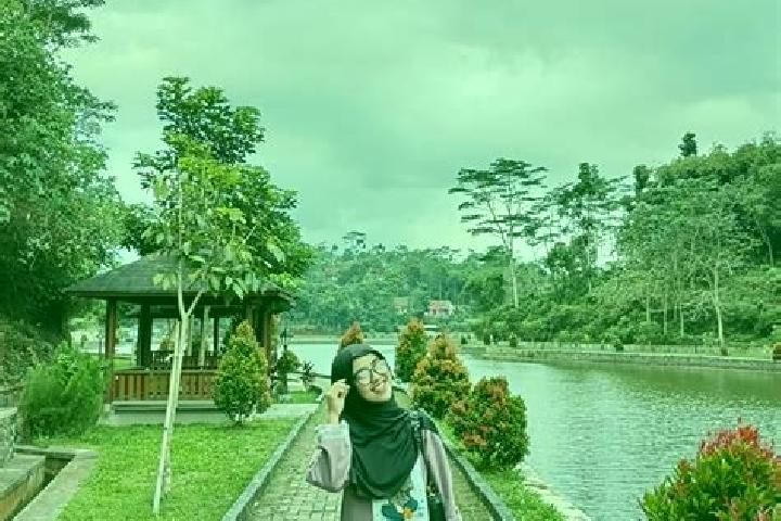 Olivia, 38 — Escort in Kawali, Indonesia