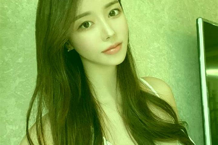 Olivia, 38 — Escort in Pangjia, China