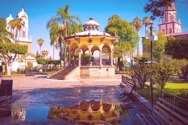 Olivia, 38 — Escort in Tlaquepaque, Mexico