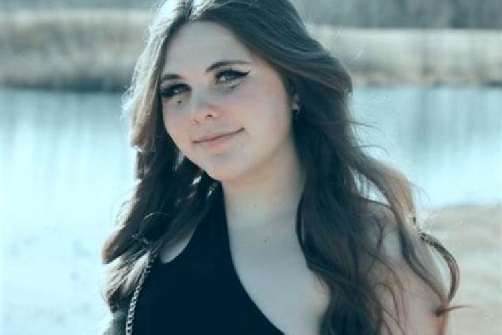 Olivia, 39 — Escort in Claremore, United States