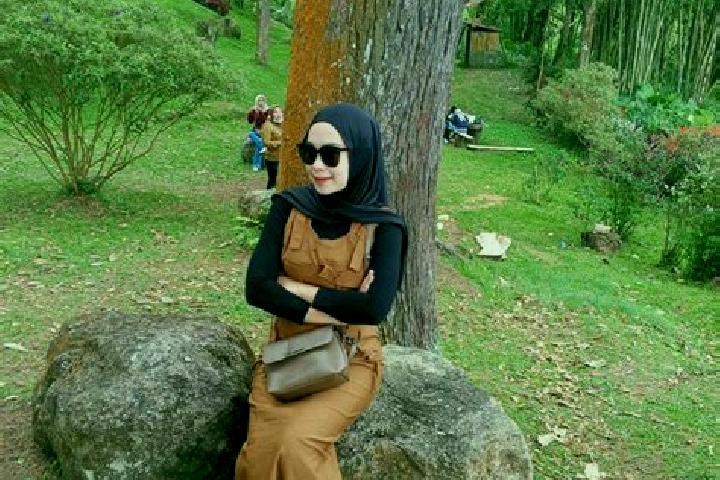 Olivia, 39 — Escort in Sidomulyo, Indonesia