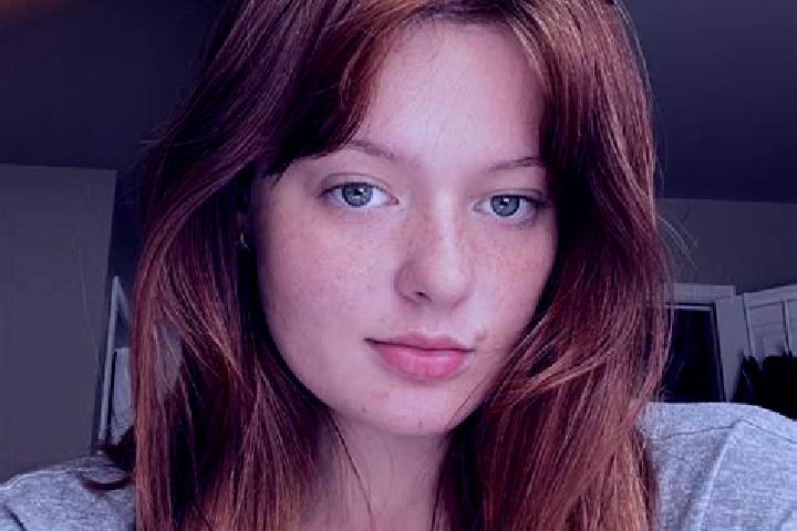 Penelope, 20, a auburn amber-eyed caucasian companion based in Osino. Offering 69, Party Girl. Available for incall and outcall, overnight bookings available.