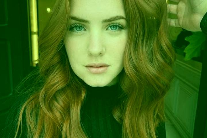 Penelope, 20, a auburn blue-eyed caribbean companion based in Benac. Offering Massage, Roleplay. Available for incall and outcall, overnight bookings available.