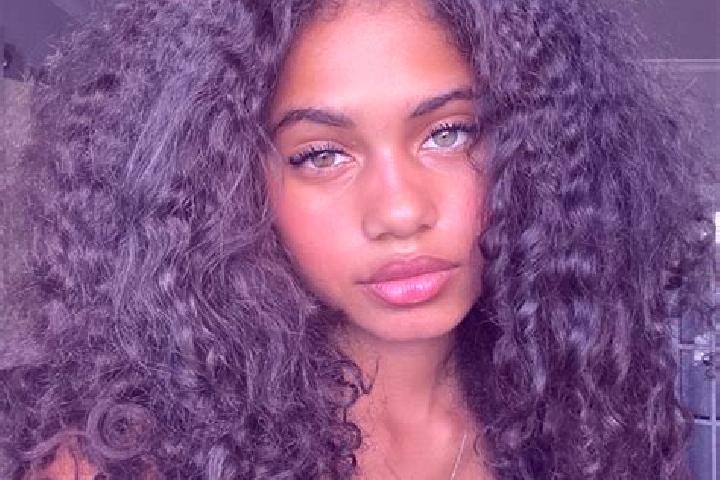 Penelope, 20, a auburn blue-eyed ebony companion based in Wihogne. Offering Deep French Kissing, Duos, CIM, Dinner Date, GFE. Available for incall and outcal...