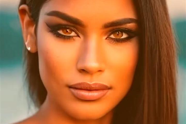 Penelope, 20, a black green-eyed latina companion based in Fowler. Offering Striptease, Fetish, Couples. Available for incall and outcall, overnight bookings...