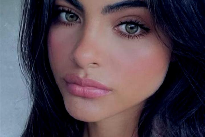 Penelope, 20, a black hazel-eyed middle eastern companion based in Peron. Offering GFE, Roleplay, Prostate Massage, Deep French Kissing. Available for incall...