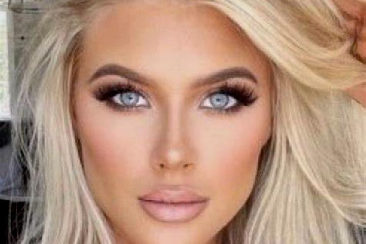 Penelope, 20, a platinum blonde amber-eyed caucasian companion based in North Avoca. Offering Roleplay, OWO, Massage, CIM. Available for incall and outcall, ...