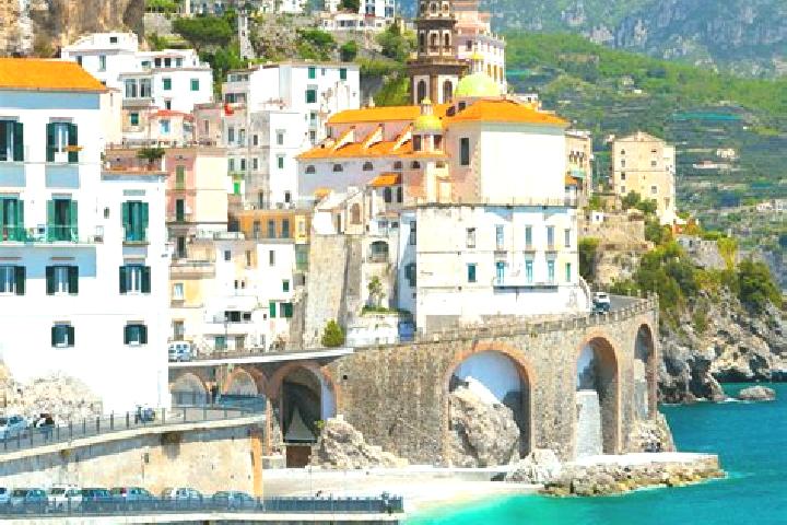 Penelope, 20 — Escort in Cisano Bergamasco, Italy