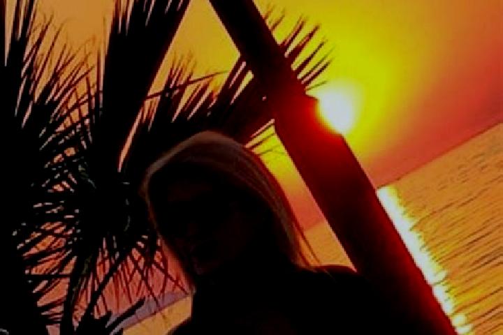 Penelope, 20 — Escort in Meral, Indonesia